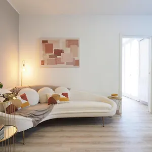 https://primopiano-papa-giovanni.it-lombardy.com